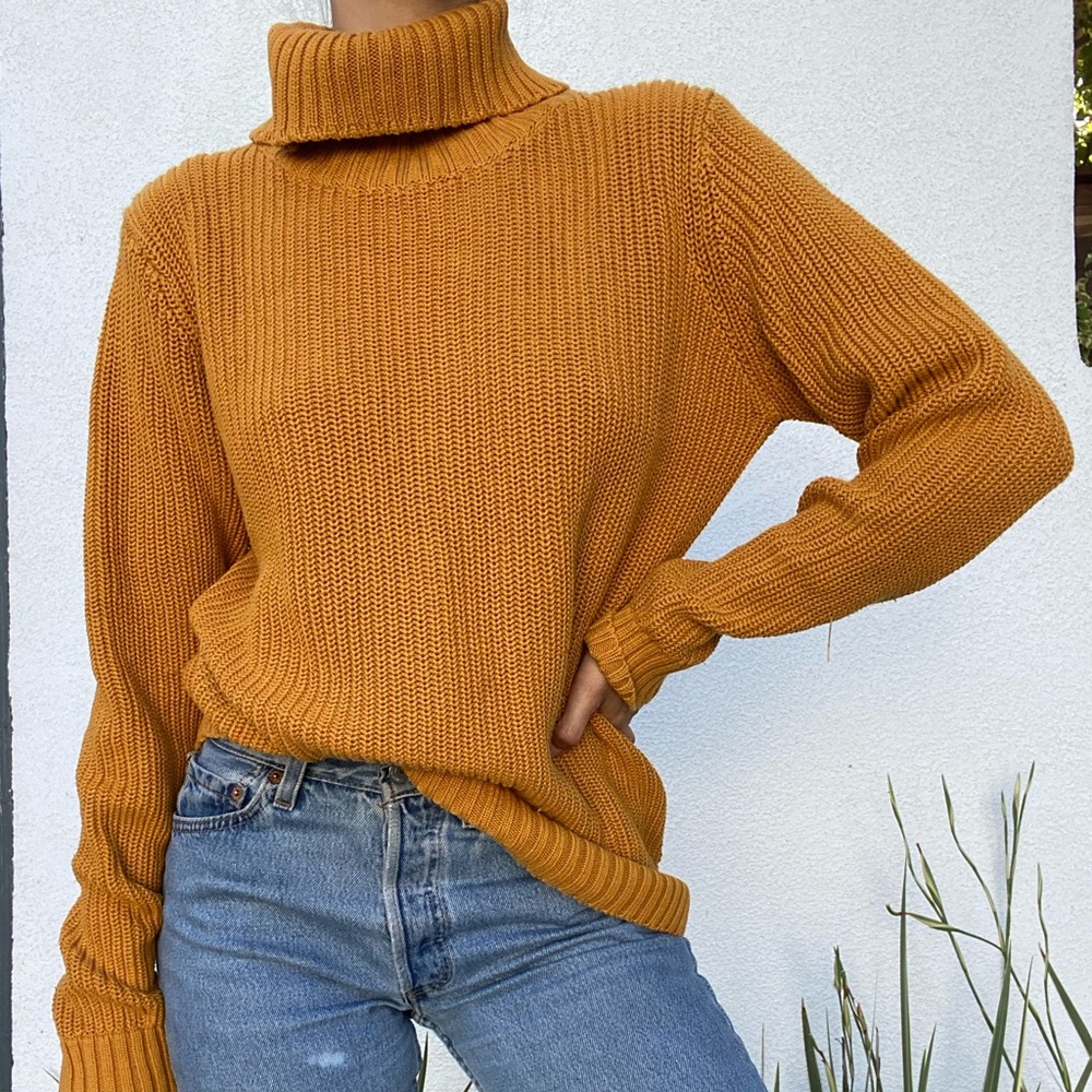 Vintage turtleneck